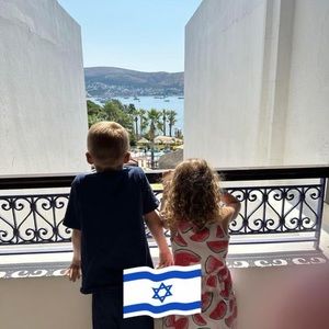 Meet your Posher, Randi